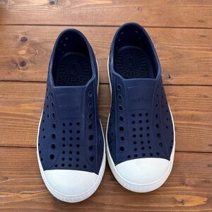 Native Kids Navy Shoes - C11